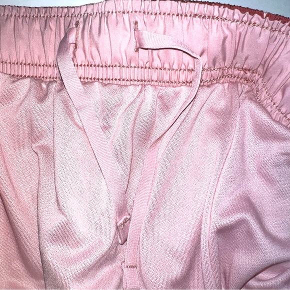 Nike Tempo Dri-Fit size 1X mauve w pink stars & trim 3” athletic running shorts - Picture 8 of 16